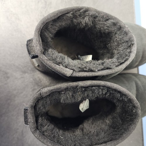 UGG Stiefel schwarz kaltes Wetter Damengröße 8 - Bild 6 von 12