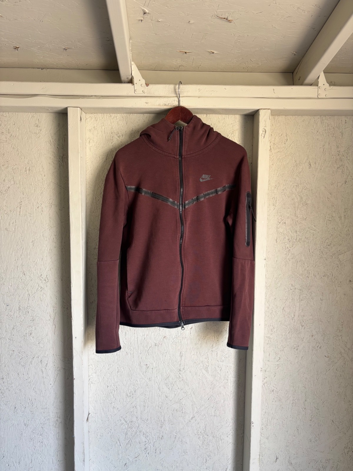 Nike Tech Burgundy Red Zip Up Hoodie Size m 4358