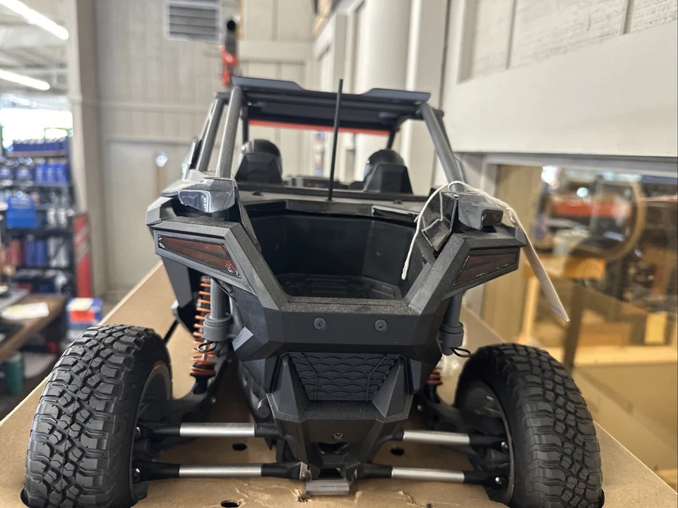 Camiones eléctricos listos para usar Losi 1/10 RZR Rey 4x4 sin escobillas - naranja Foto 3 de 4