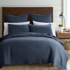 Cross Stitch Reversible King/Cal King Quilt Set Quilt - King Navy Blue
