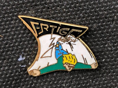  pine enamel pins MOUNTAIN VERTIGO BUNGEE JUMPING EGF GOLD