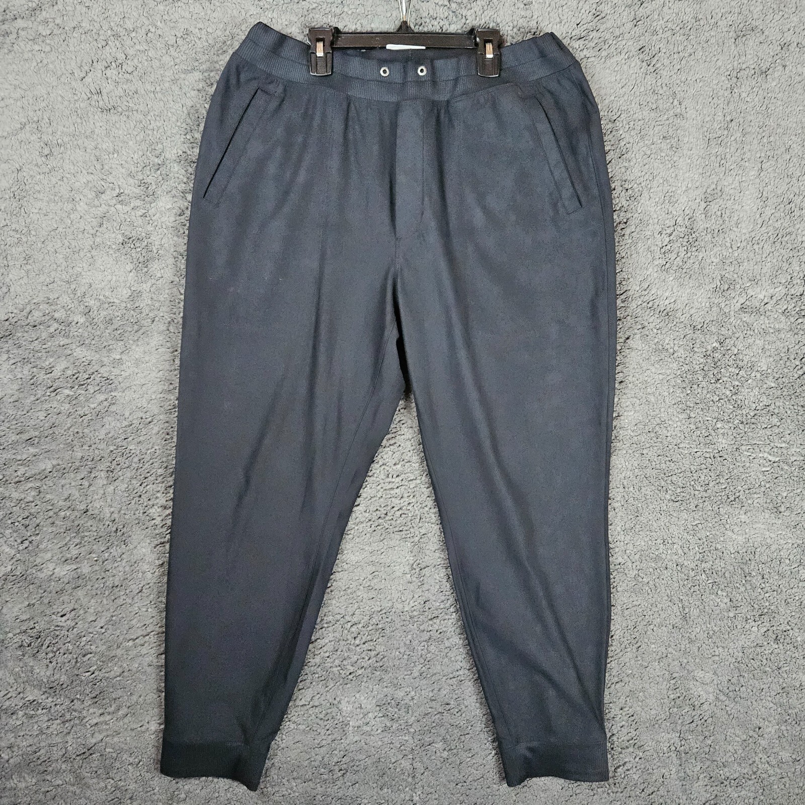 Vuori Meta Jogger Pants for Men 2XL Gray Performance Athletic Comfort