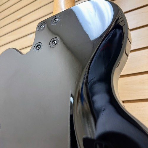 Yamaha AES500 Electric Guitar Black - Picture 8 of 10