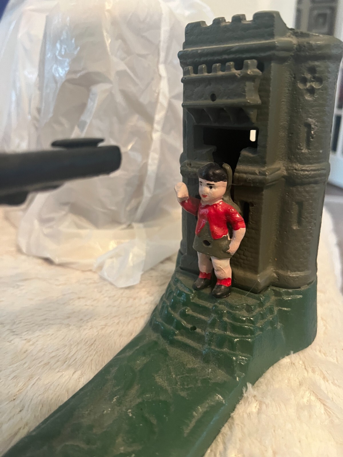 Picture 2 of 4