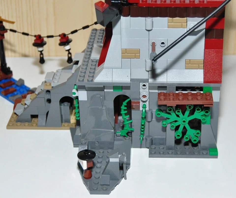 LEGO Ninjago 70594 The Lighthouse Siege, foto 4 di 5