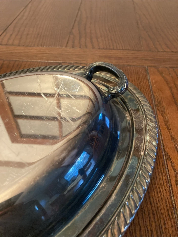 Vintage Silver Plated Vegetable Serving Bowl 12" Oval Covered WM Rogers - Image 4 of 4