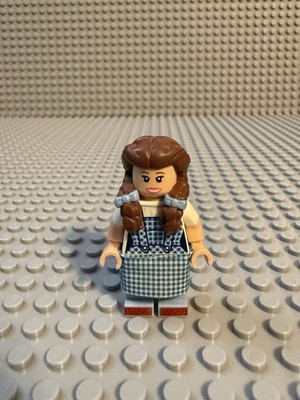 LEGO Wizard Of Oz Dorothy Gale Minifigure TLM163 LEGO Movie 2 CMF Series Retired