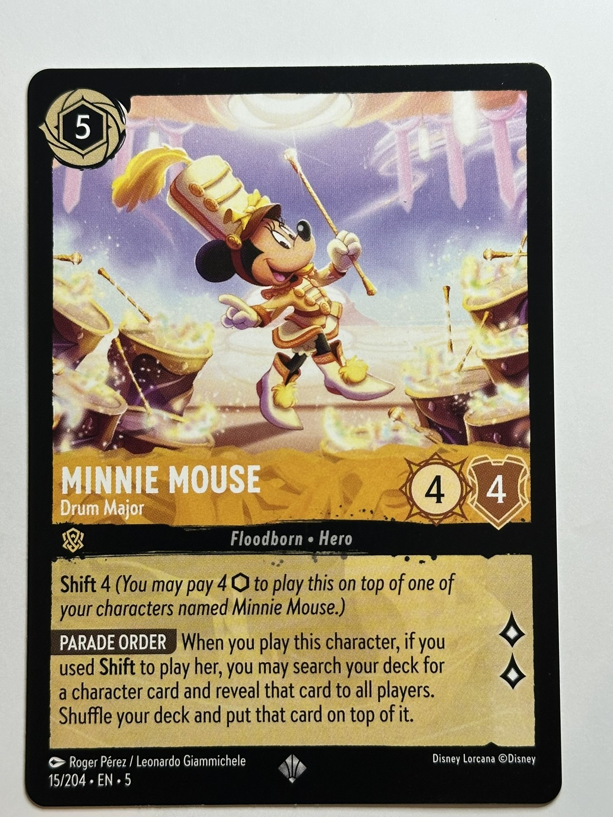Minnie Mouse - Drum Major Super Rare Shimmering Skies 15/204 NM Lorcana Card