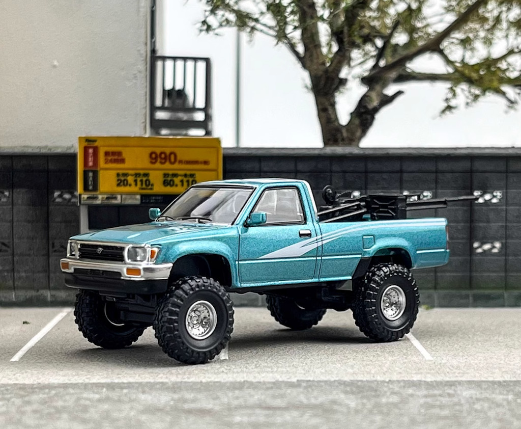 AUS Masdi 1:64 Blue 1995 Hilux RN80 Cab Pickup Truck Model Diecast Metal Car