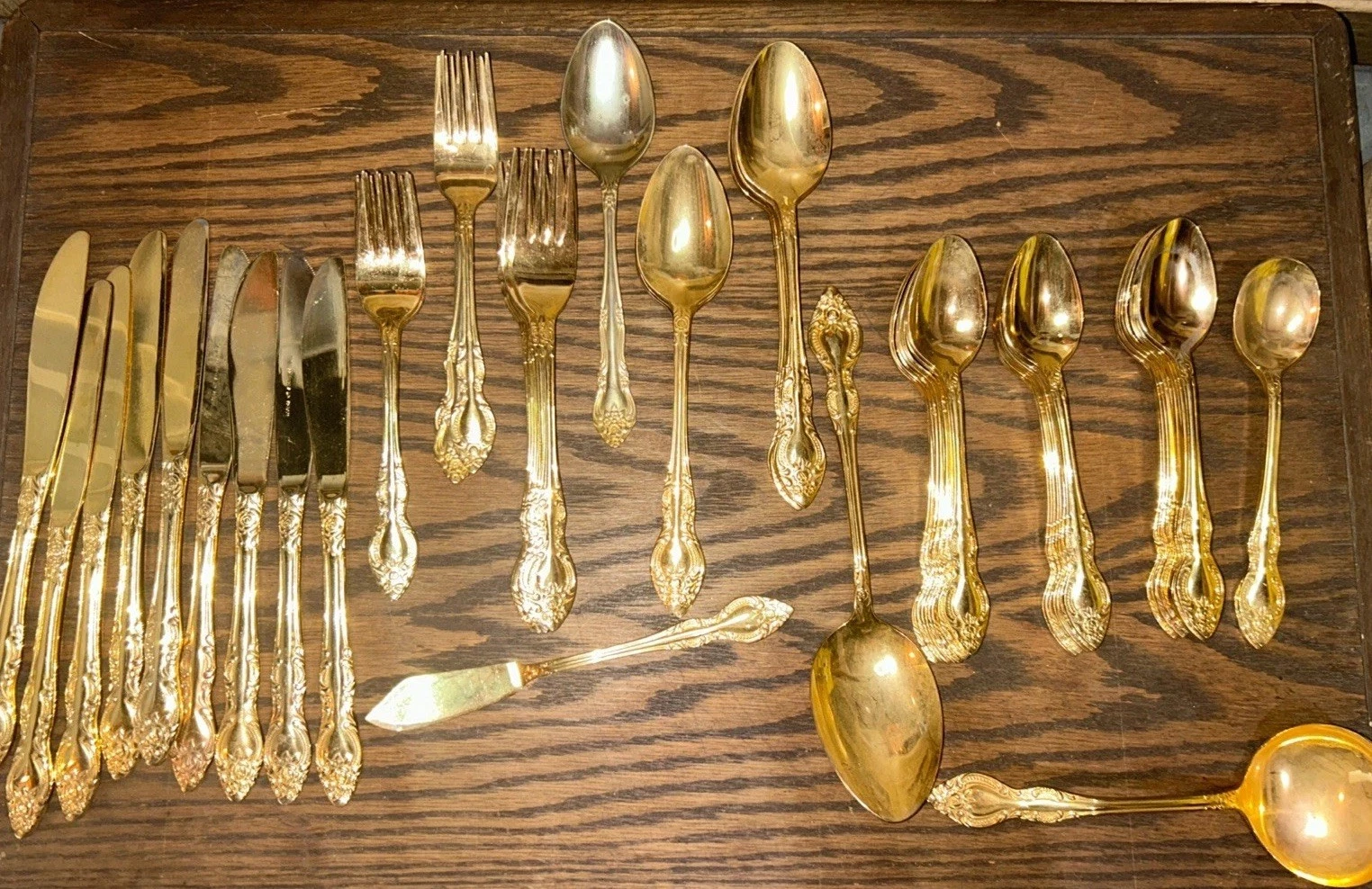 65 Pc Roger’s STAINLESS STEEL GOLD Tone FLATWARE Set