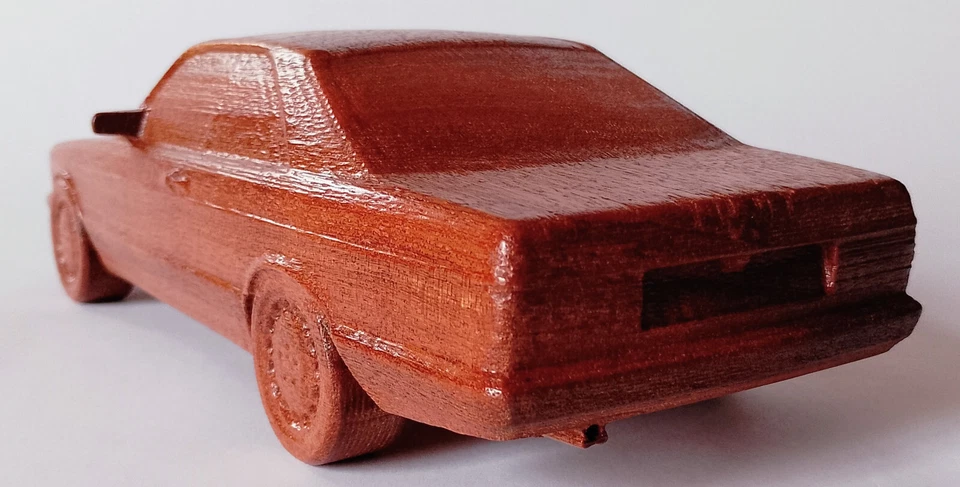 1:16 German Coupé Auto in Legno – da Collezione – Altre Auto Su Richiesta - Immagine 3 di 4