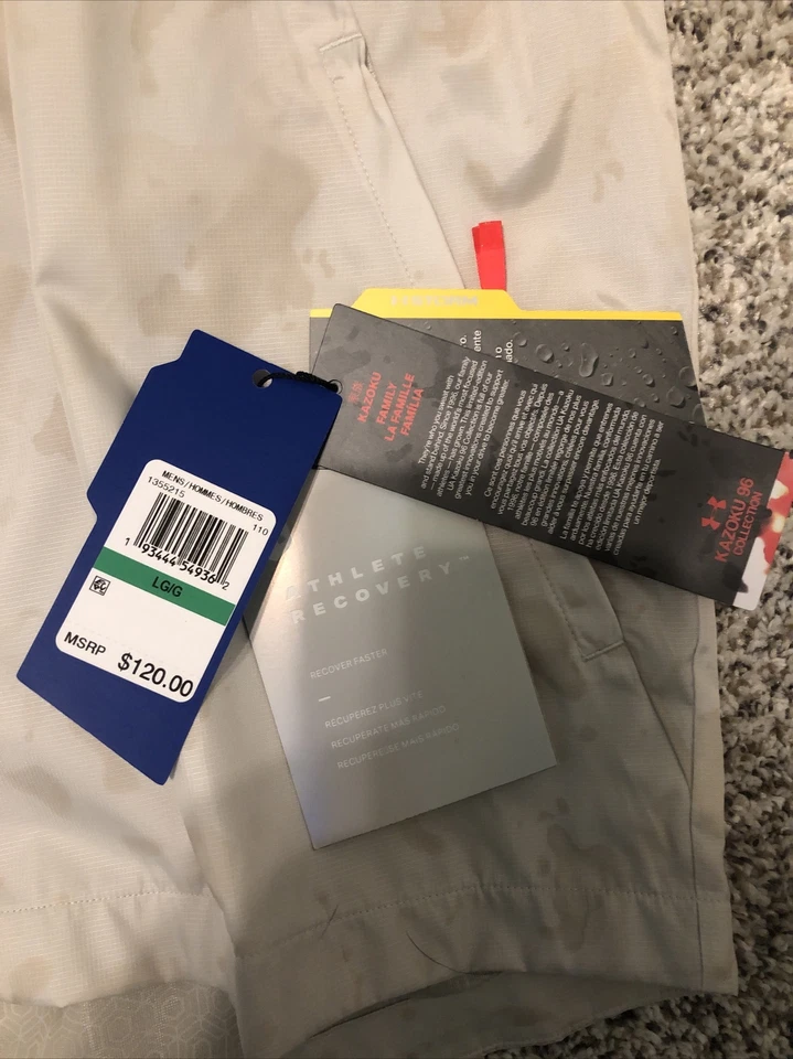 Chaqueta cortavientos Under Armour Recover Legacy camuflada 1355215 para hombre talla L $120 Foto 2 de 3