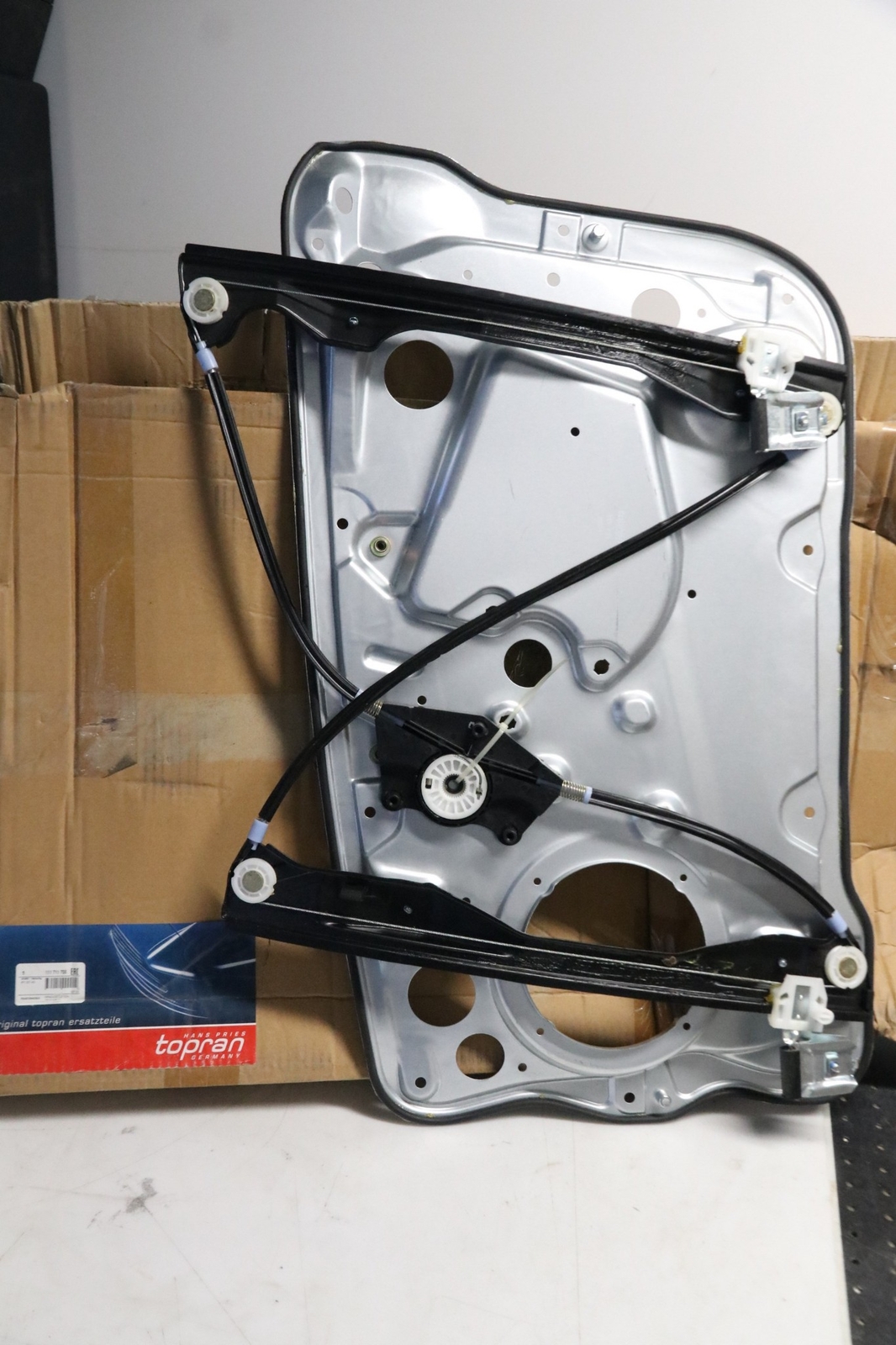 Lève-vitre avant gauche TOPRAN 111711755 mécanisme de rechange pour portière Skoda Fabia 1