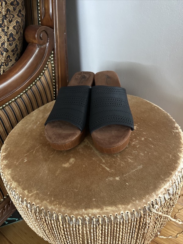 Black Platform Sandals Cliff White Mountain Sz 11
