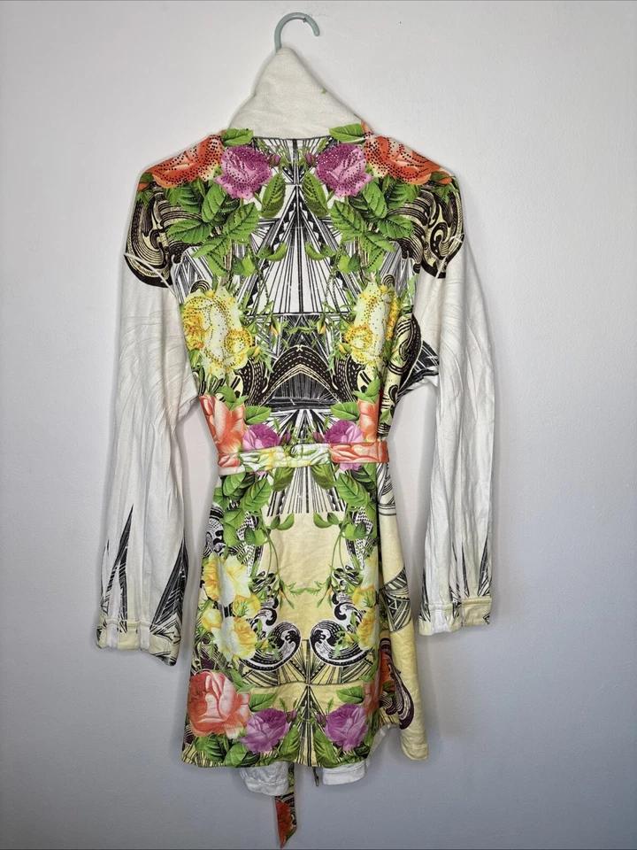 Valerie Perez Wrap Up short luxurious robe with roses one size - Image 3 of 4