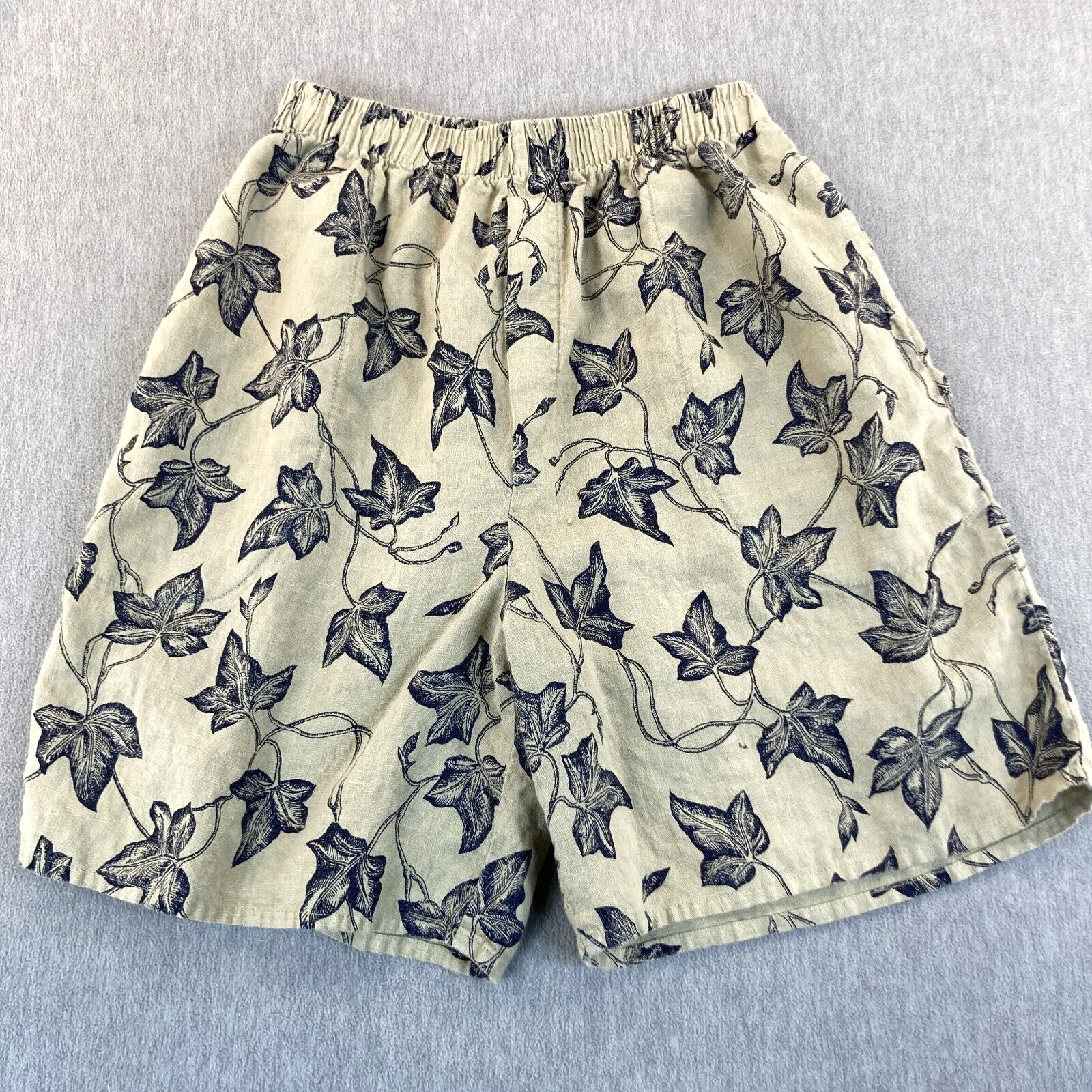 VTG TOM TOM Linen Shorts Womens M Khaki Blue Leaves Made in the USA
Opens in a new window or tab
