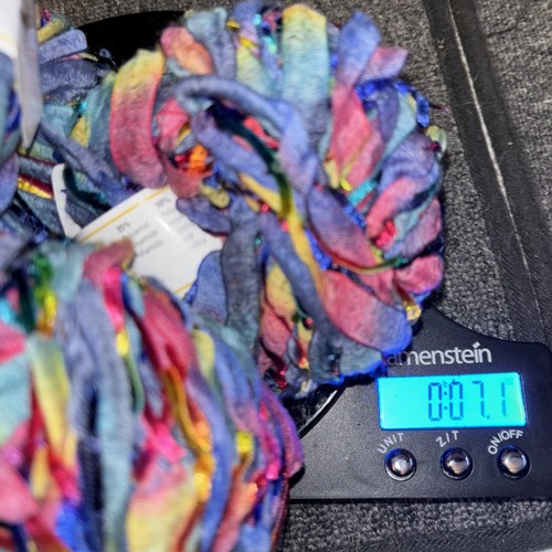 Schachenmayr Novellara, 4 balls new, 35%new Wool,35% Polyamide,30%acrylic-German - Picture 3 of 4