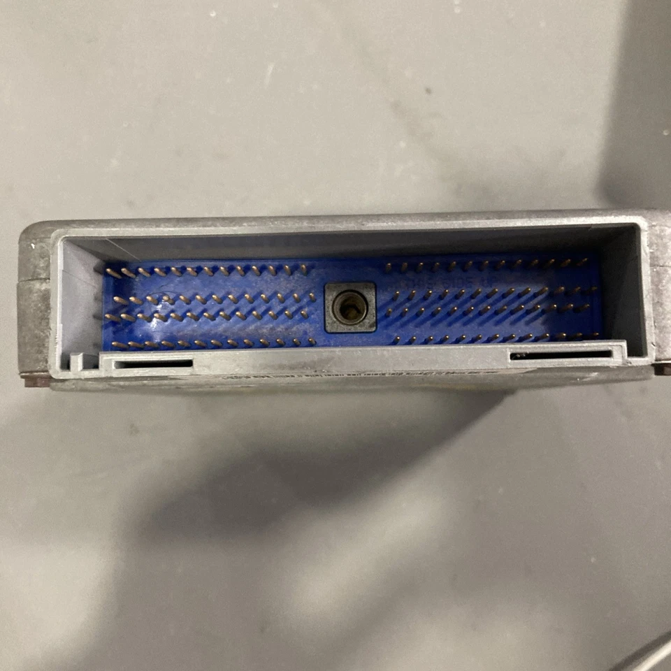 1998-1999 Mazda 626 ECU/ECM F8FF-12A650-SJ - Image 3 of 4