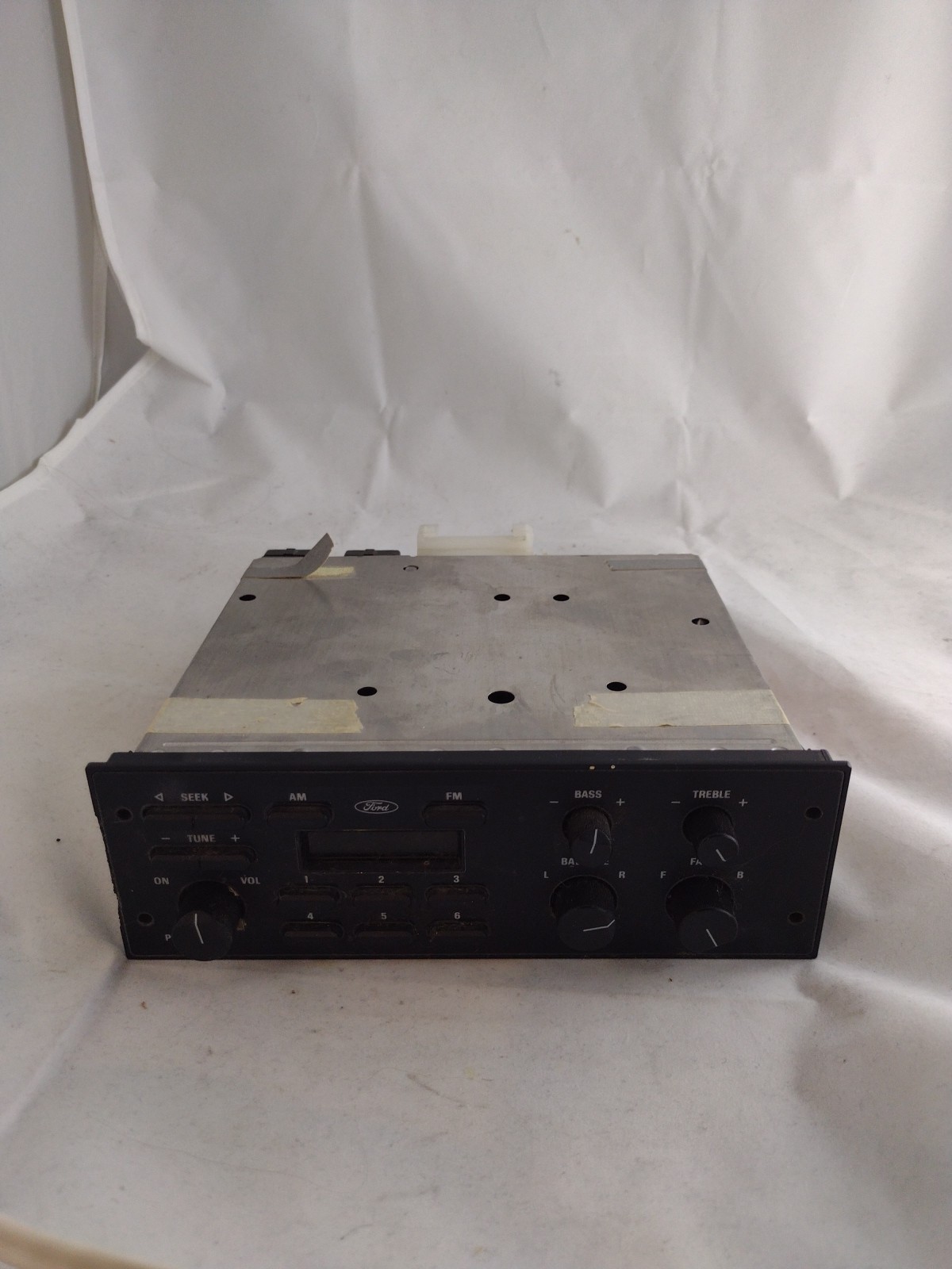 FONF-19B131-AA AM/FM Radio Stereo Ford Radio Untested