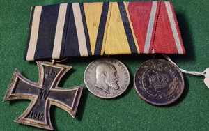 WW1 German Medal Trio 1914 Iron Cross 2nd Class Wurttemberg Silver Bravery Medal