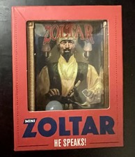 Mini Zoltar Fortune Teller parla luci sfera di cristallo pressa funzionante nuovo con scatola 