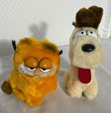 Vintage Dakin Garfield 1981 Odie 1983 Plush Stuffed Animal Toy Lot of 2