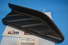 04-05 Ford F-150 Flareside RH Passenger Rear Black Molded Bed Step PAD new OEM