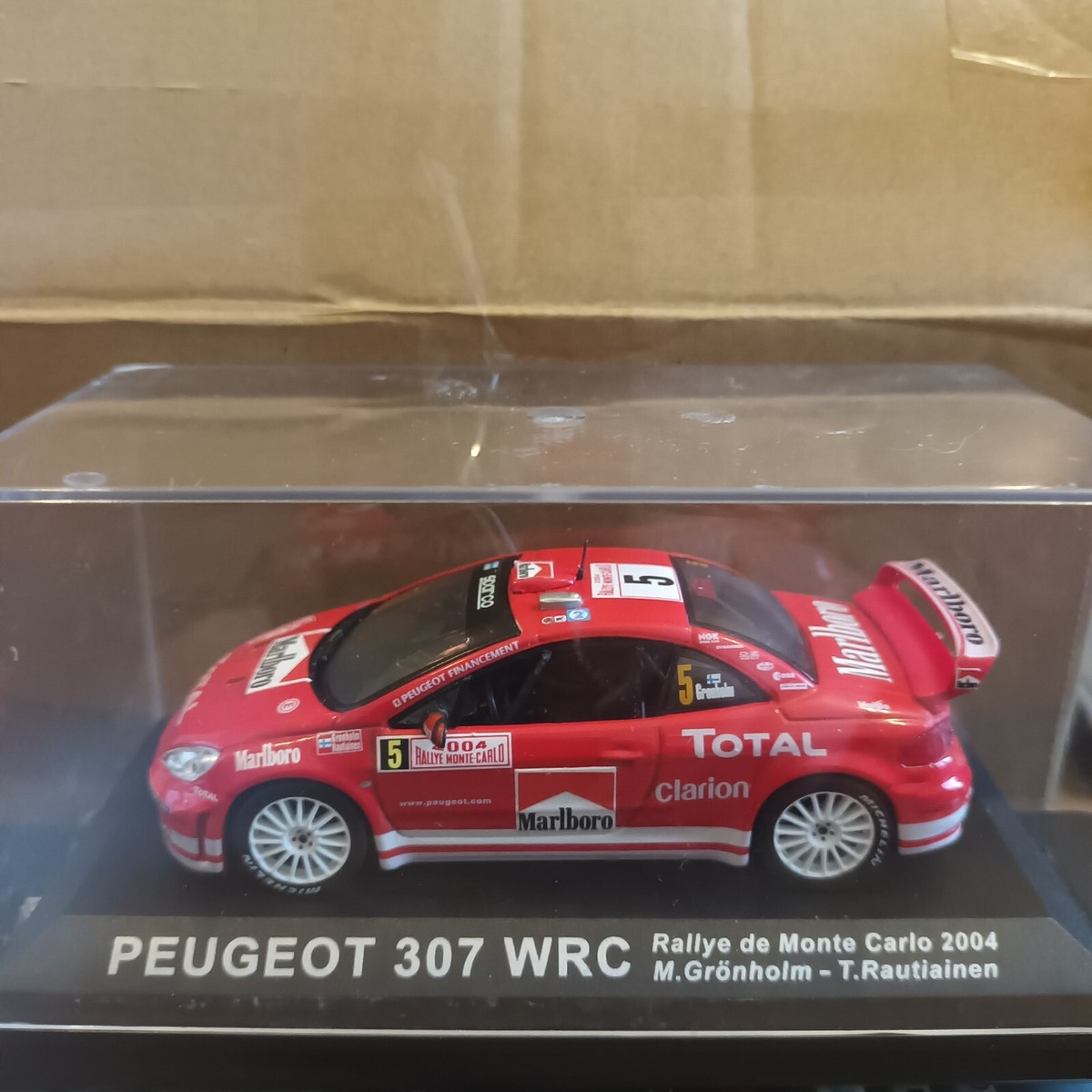 プジョー307WRC・2004（モンテカルロラリー）・M.グロンホルム・未展示 Amazon.co.jp: オートアート 1/18 プジョー 307 WRC 2004年