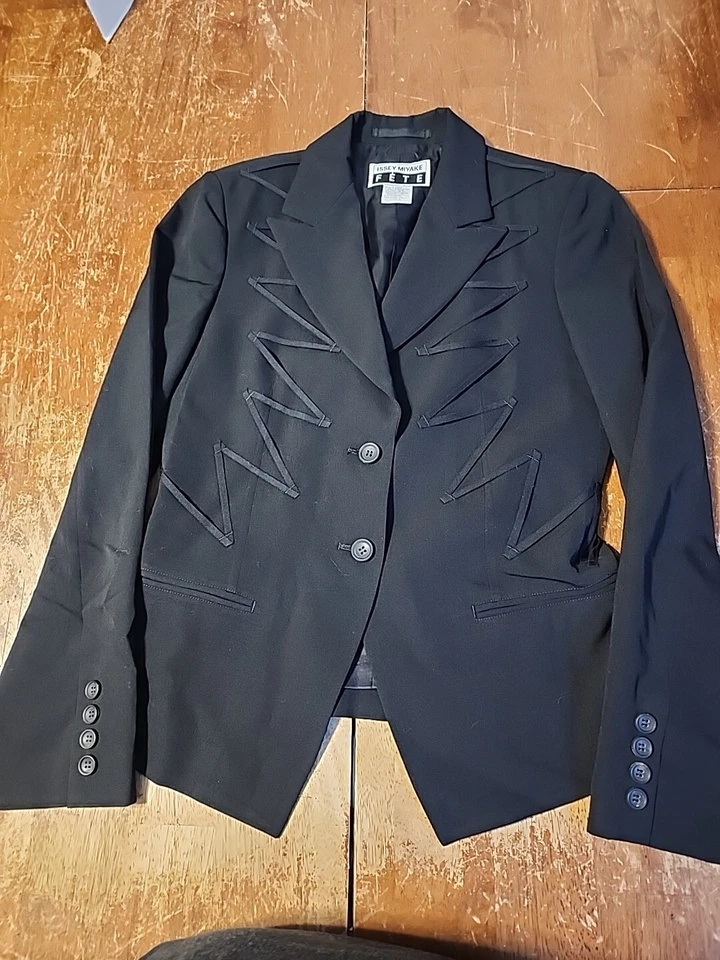 Vintage Issey Miyake FETE Black Wool Womens Jacket, Size 2/XS Made In Japan 80's - Image 3 of 4