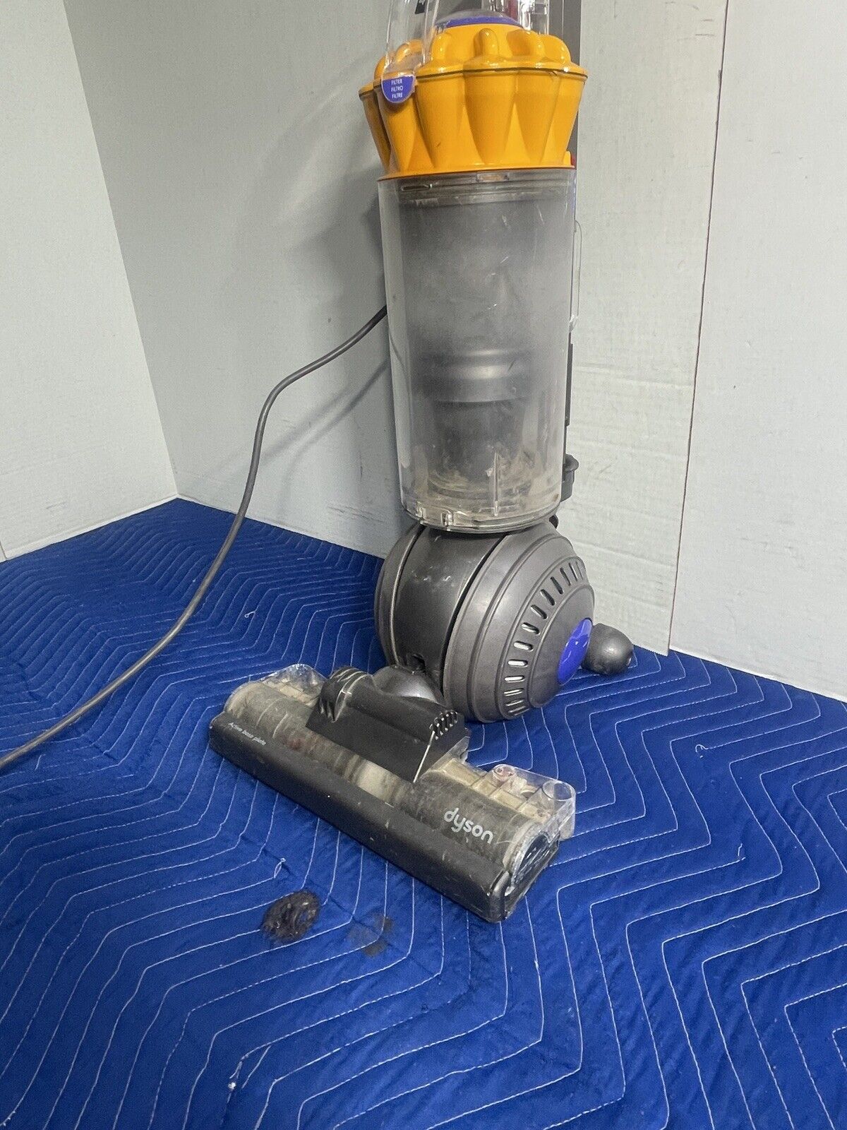 Dyson Animal DC40 Multi Floor Ball Vacuum Cleaner Working See Details And  Pics