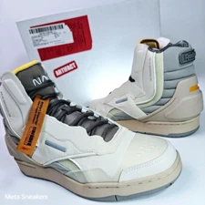 Reebok - US 7 Men's Tan/Off White/Grey  Limited Retro NASA BB4K2 - 100206315 New