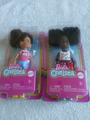 2 Barbie Chelsea Dolls Brunette Doggie Skateboard Graphic Shirt 6-inch & Love