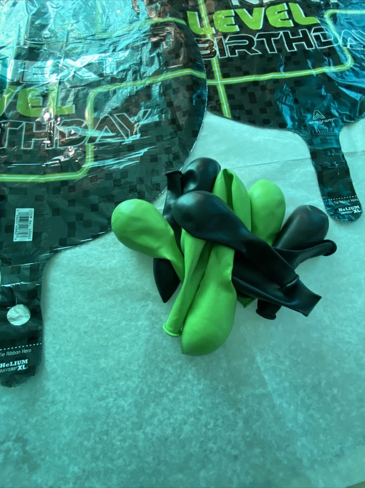 Paquete Cumpleaños Next Level 2 Mylar&12 Látex Alta Calidad 11” ¡¡Envío Gratis!!! Foto 2 de 4