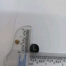 1951 Royal Quiet De Luxe Typewriter L Key thumbnail