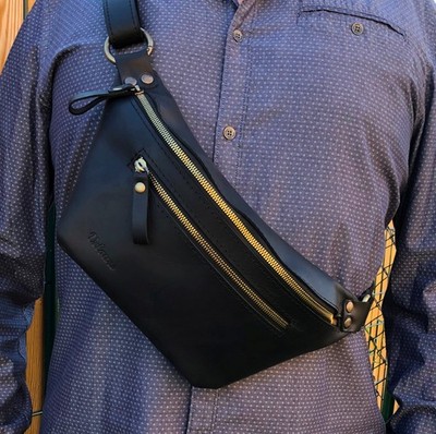 Bananentasche Herren aus hochwertigem Leder, Ledertasche Herren für Reise, Gürteltasche