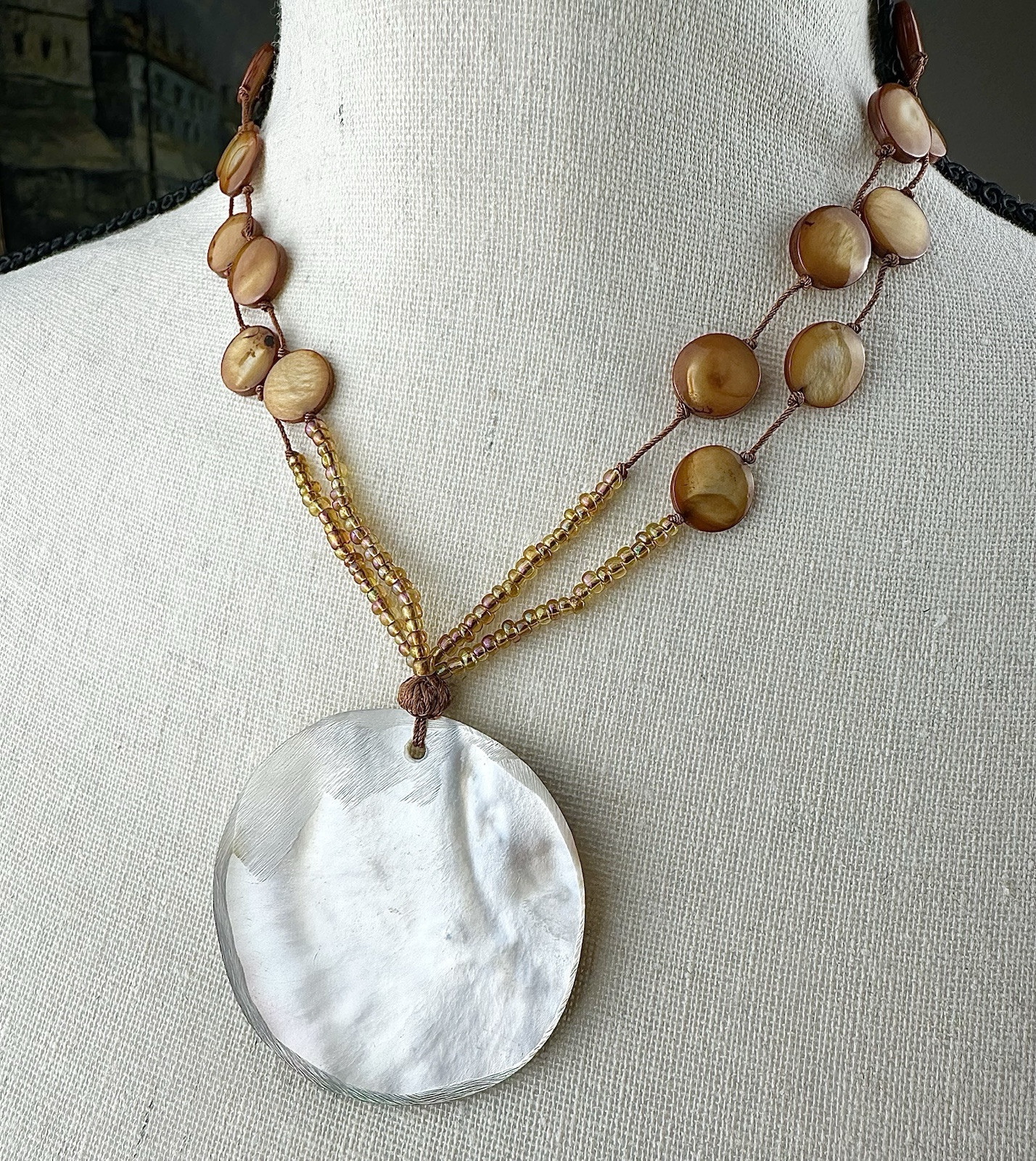 Handcrafted Shell Bead Necklace - image 3