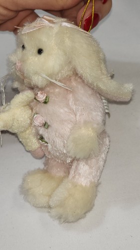 The Bearington Collection Limited Edition Jointed Cottontail Bunny Ornament - Picture 6 of 9