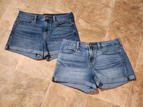 2 Paar Old Navy Denim Damenshorts mit Bündchen Größe 6