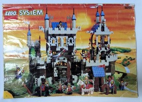 LEGO 6090 Royal Knights Castle 1843 Catapult Castle