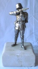 Wehrmacht Schie&szlig;preis Soldat in Uniform mit Gewehr und Ausr&uuml;stung (103490)