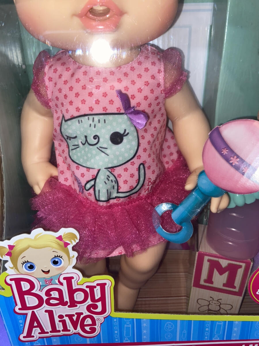 2013 HASBRO BABY ALIVE ALL DRESSED UP 