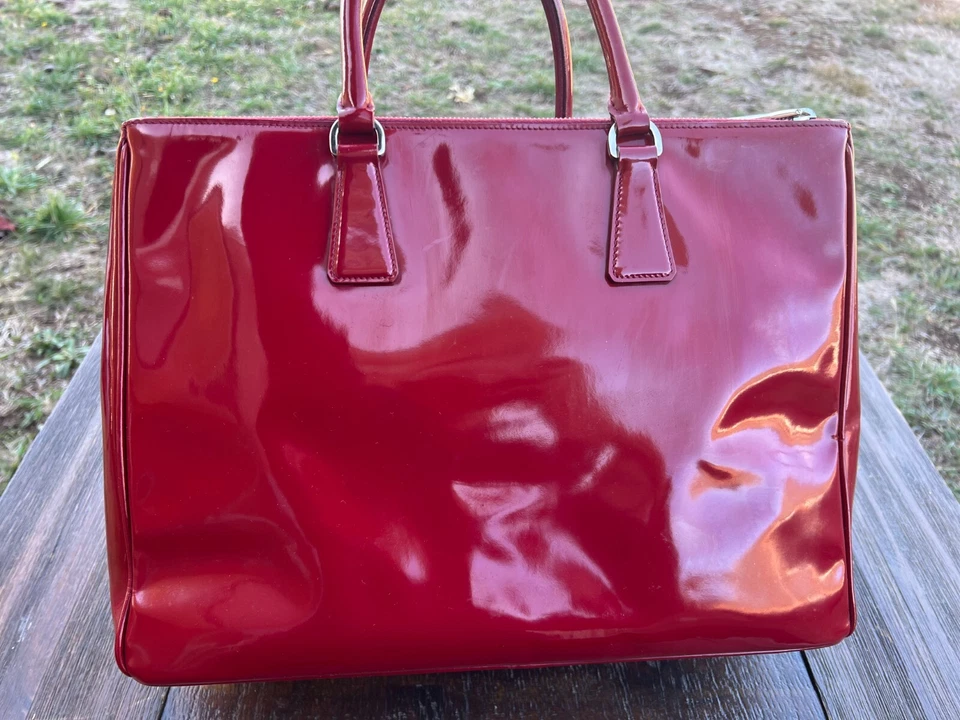 Authentic Prada Saffiano Red Patent Leather Large Galleria Tote Bag Double Zip - Image 3 of 4