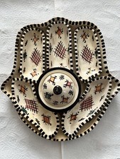 Orientales Teller-Set und Servierplatte