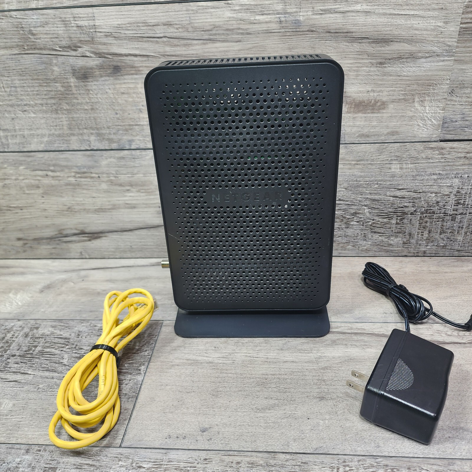 Netgear CG4500BD N900 DOCSIS 3.0 Dual Band Wireless Cable Modem Plug N