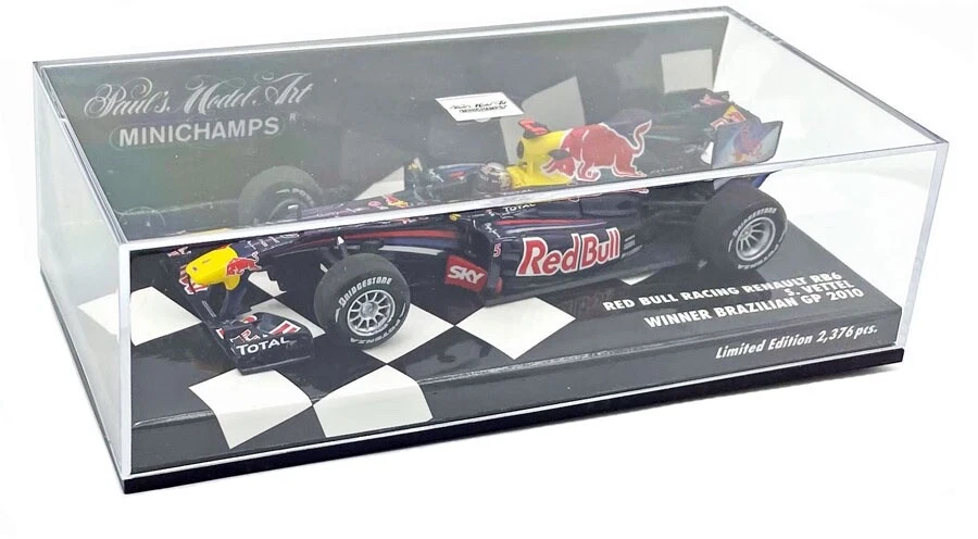 Minichamps Red Bull RB6 Winner Brazil GP 2010 - S Vettel F1 World Champion 1/43 - Image 2 of 2