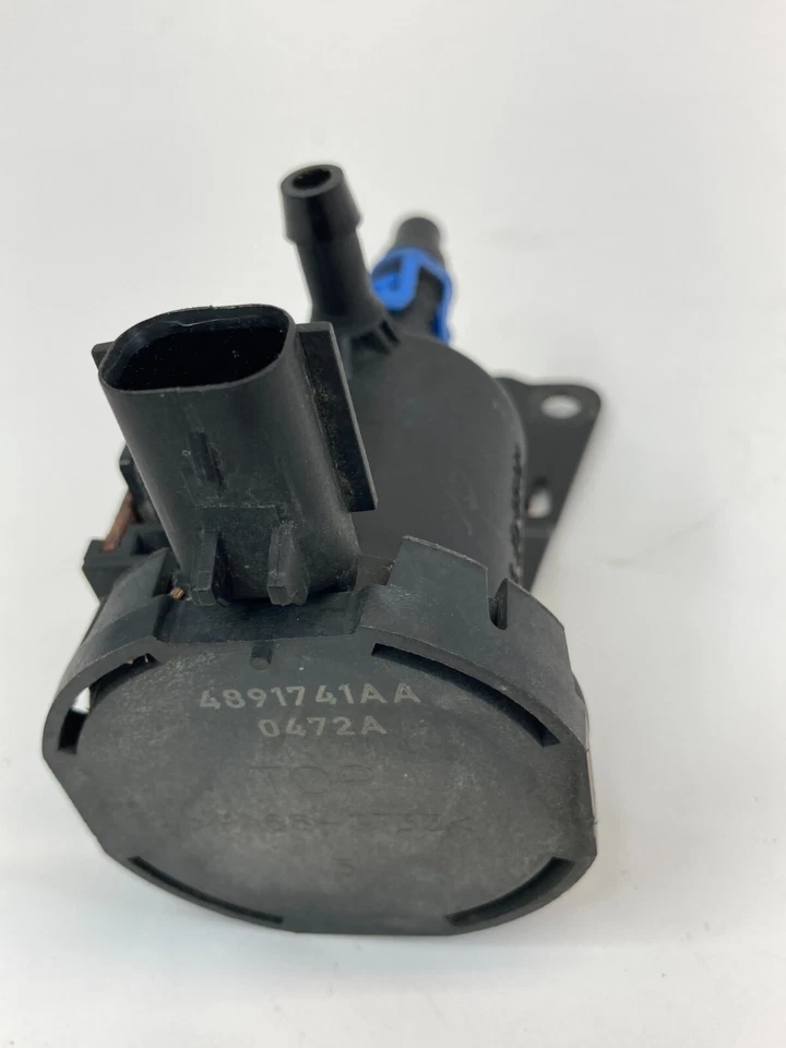 2012-2015 Ram C/V Vacuum Purge Solenoid Fuel Valve Vapor Canister 4891741AA OEM - Изображение 4 из 4