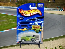 2002 Hot Wheels Hot Rod Magazine Series 2/4 Hooligan Green #108 NEW!