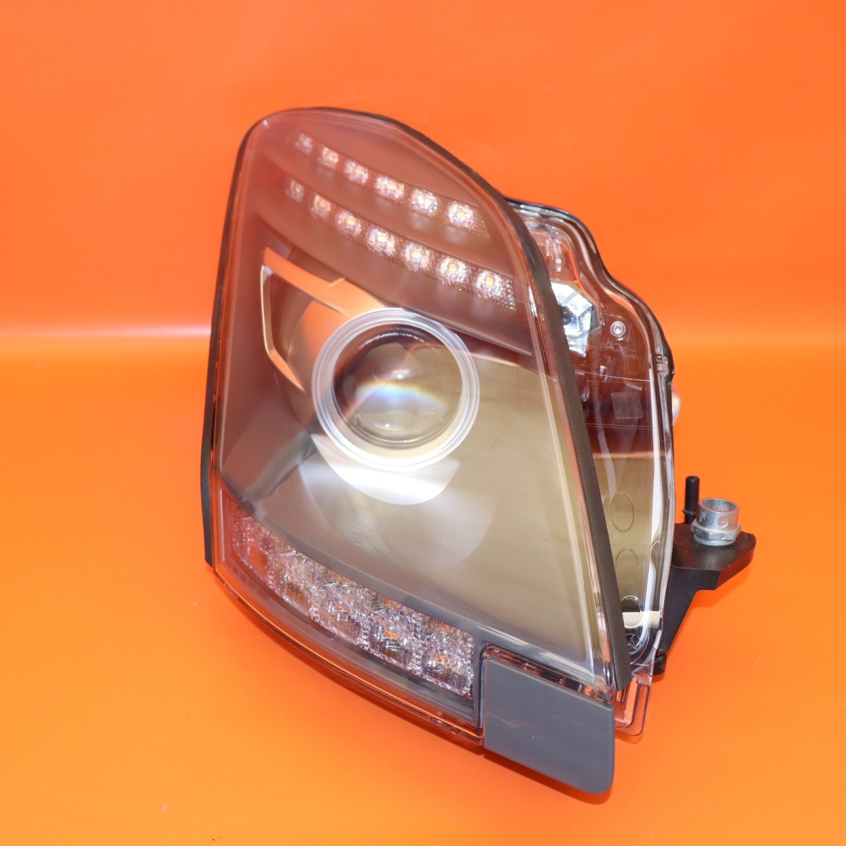 Mercedes-Benz SLS AMG 2011-2013 Right Headlight
