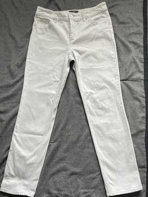 Chicos So Lifting White Jean- The So Slimming Collection. 0.5 Regular WJ001