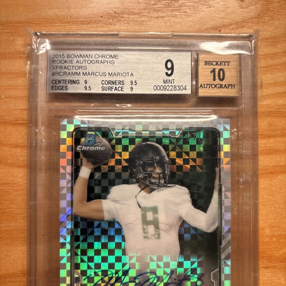 #/10 Marcus Mariota BGS 9/10 2015 Bowman Rookie Xfractor Refractor Auto RC - Image 3 of 4